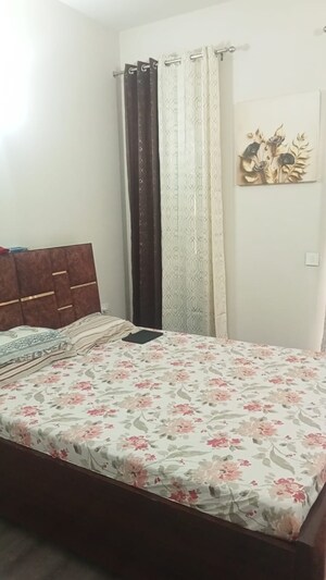 Bedroom in 2 BHK Builder Floor at Uday Arden 45, Sector 45 – for Rent