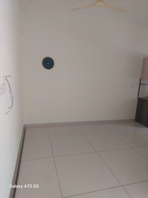 Room in 3 BHK Apartment at LnT Raintree Boulevard, Hebbal – for Sale