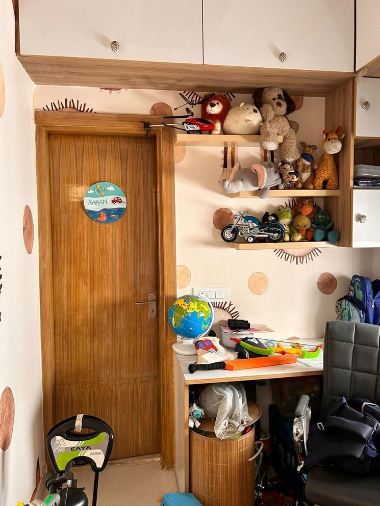 undefined, express-zenith 3.5 Bedroom 3600 Sq.Ft. Apartment In Sector 77 Noida 9233062