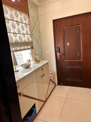 Bathroom in 3.5 BHK Apartment at Express Zenith, Sector 77 – for Sale
