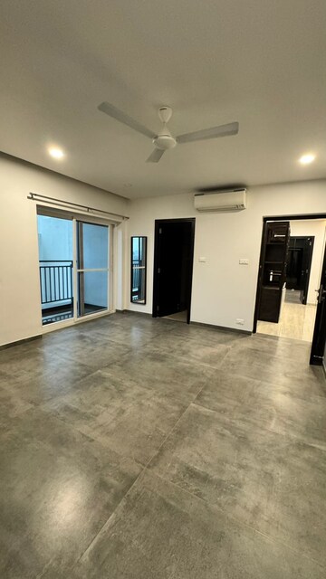 Room in 3 BHK Apartment at Rajapushpa Eterna, Nanakramguda – for Rent