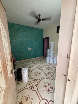 Room in 6+ BHK Independent House at Ghatalodia – for Sale