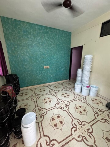 Room in 6+ BHK Independent House at Ghatalodia – for Sale