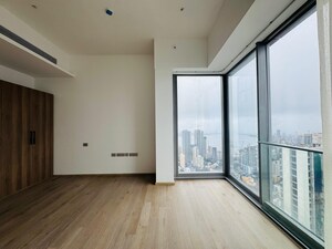 Room in 3 BHK Apartment at Rustomjee Crown, Prabhadevi – for Rent