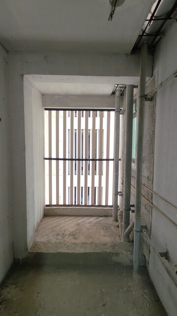 Building Lobby in 1 BHK Apartment at Raymond Ten X Habitat, Pokhran Road No Two – for Sale