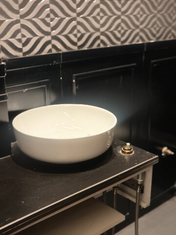 Bathroom in 6 BHK Independent House at Aerocity – for Sale