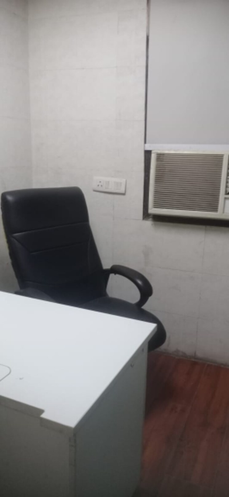 undefined, laxmi nagar Commercial Office Space 479 Sq.Ft. In Laxmi Nagar Delhi 9233097