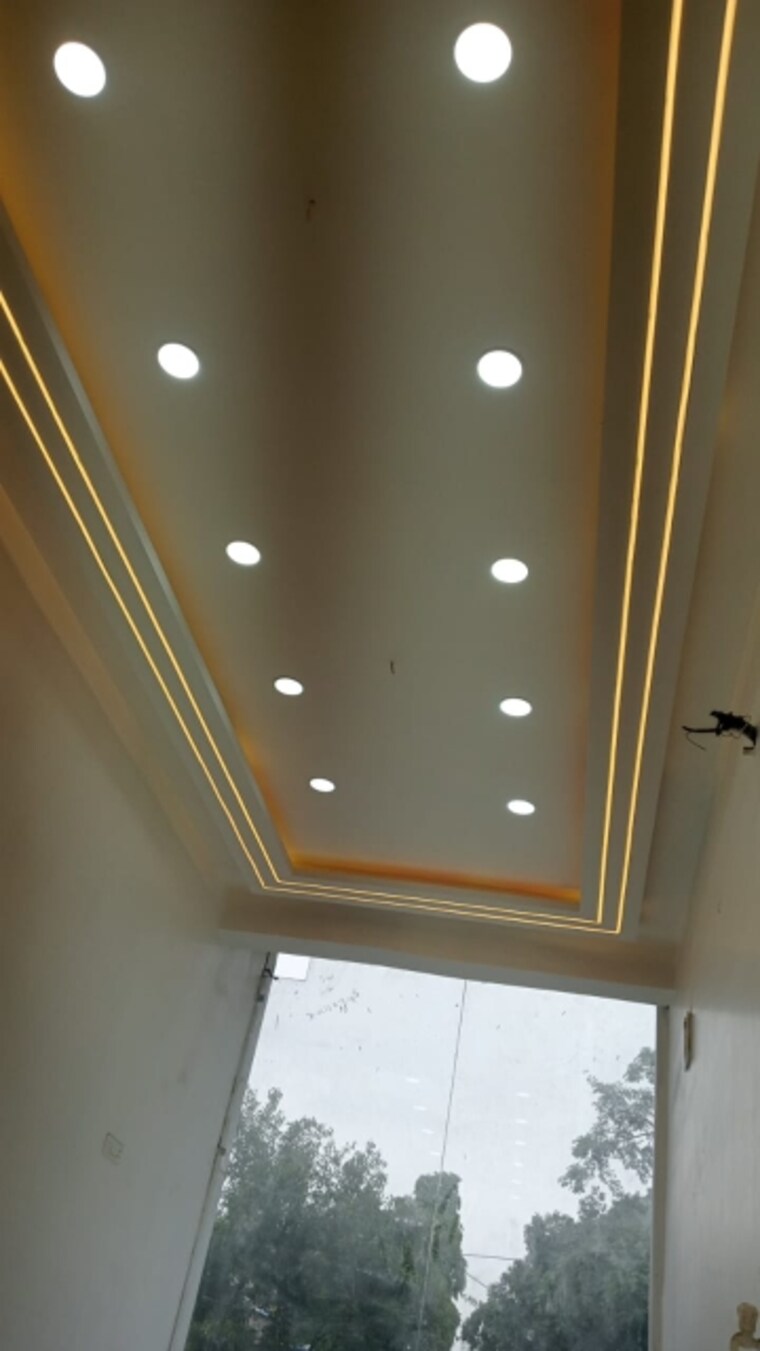 undefined, laxmi nagar Commercial Office Space 479 Sq.Ft. In Laxmi Nagar Delhi 9233097