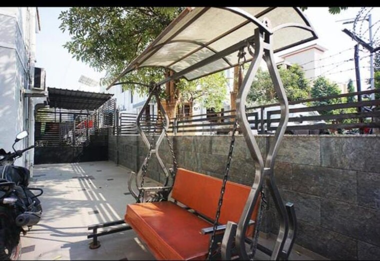 Gym, science city 3 Bedroom 520 Sq.Yd. Villa In Science City Ahmedabad 9233113