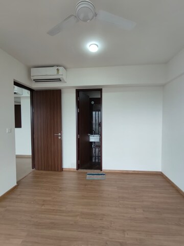 Master Bedroom in 1 BHK Apartment at Indiabulls One Indiabulls, Pokhran Road No Two – for Rent