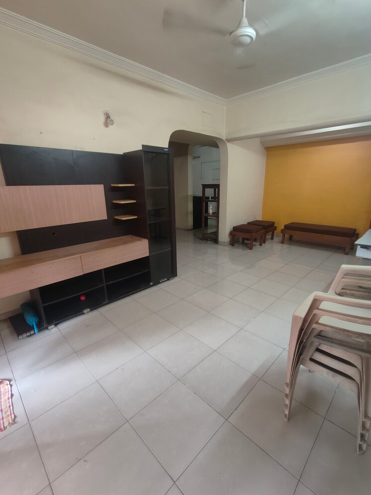 Hall, b-u-bhandari-planet-millenium 1 Bedroom 620 Sq.Ft. Apartment In Pimple Saudagar Pune 9233116