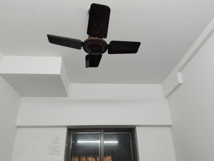 undefined, uk-iridium 1 Bedroom 395 Sq.Ft. Apartment In Kandivali East Mumbai 9233131