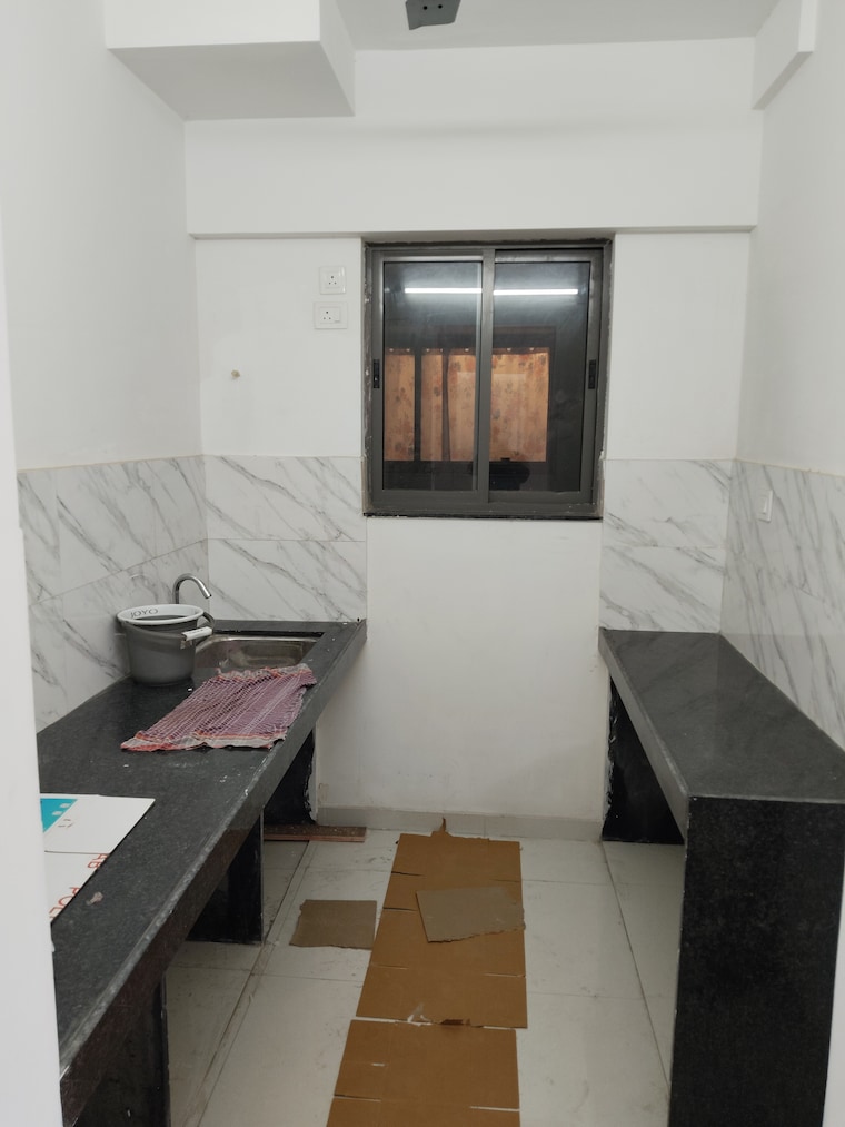 Kitchen, uk-iridium 1 Bedroom 395 Sq.Ft. Apartment In Kandivali East Mumbai 9233131