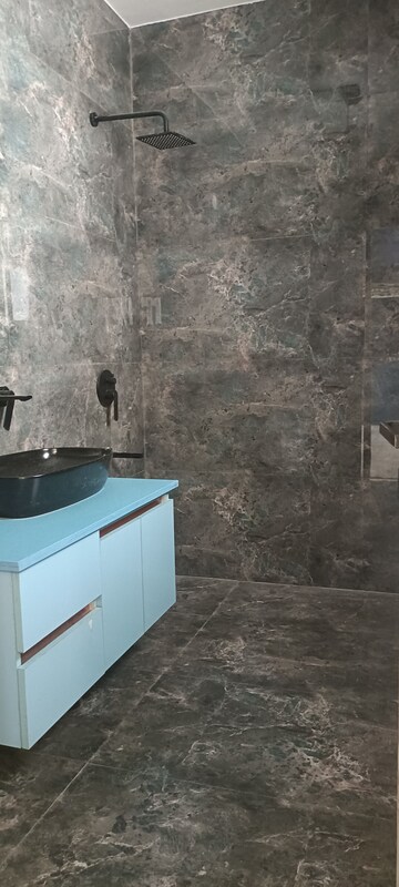 Bathroom in 2 BHK Villa at Sector 43 – for Rent