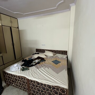Bedroom in 1 BHK Builder Floor at Kotla Mubarakpur – for Rent