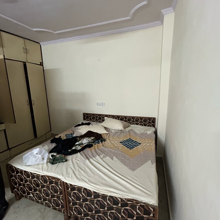 Bedroom, kotla mubarakpur 1 Bedroom 400 Sq.Ft. Builder Floor In Kotla Mubarakpur Delhi 9233172