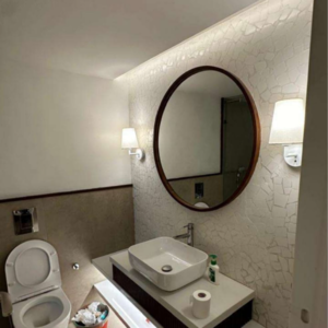 Bathroom in 6 BHK Villa at Juhu – for Rent