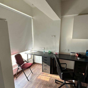 Team Area in 6 BHK Villa at Juhu – for Rent