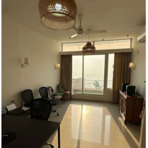 Team Area in 6 BHK Villa at Juhu – for Rent