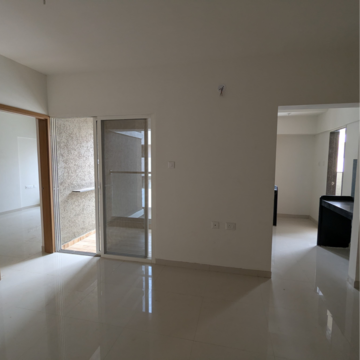 Room in 2 BHK Apartment at Newton Homes Tathawade, Tathawade – for Rent