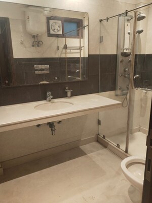Attached Bathroom in 2 BHK Builder Floor at Lajpat Nagar 4 – for Sale