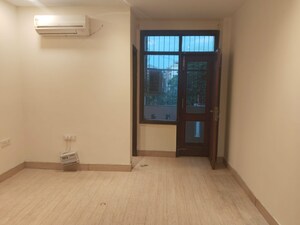 Room in 2 BHK Builder Floor at Lajpat Nagar 4 – for Sale