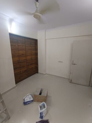 1 BHK Apartment For Rent in Pratap Tower, Uthalsar