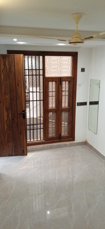 Room in 2 BHK Builder Floor at Mahavir Enclave 1 – for Sale