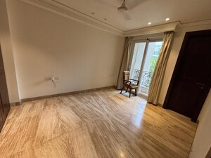 Room in 4 BHK Penthouse at Maharani Bagh – for Rent
