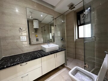 Attached Bathroom in 4 BHK Penthouse at Maharani Bagh – for Rent