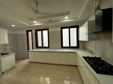 4 BHK Penthouse For Rent in Maharani Bagh
