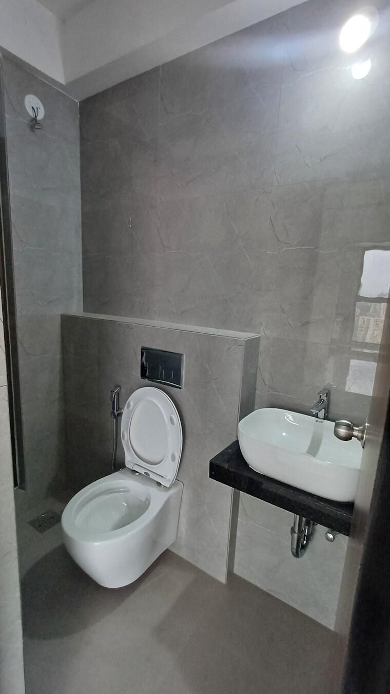 Attached Bathroom, raymond-ten-x-vibes 2 Bedroom 950 Sq.Ft. Apartment In J K Gram Thane 9233226
