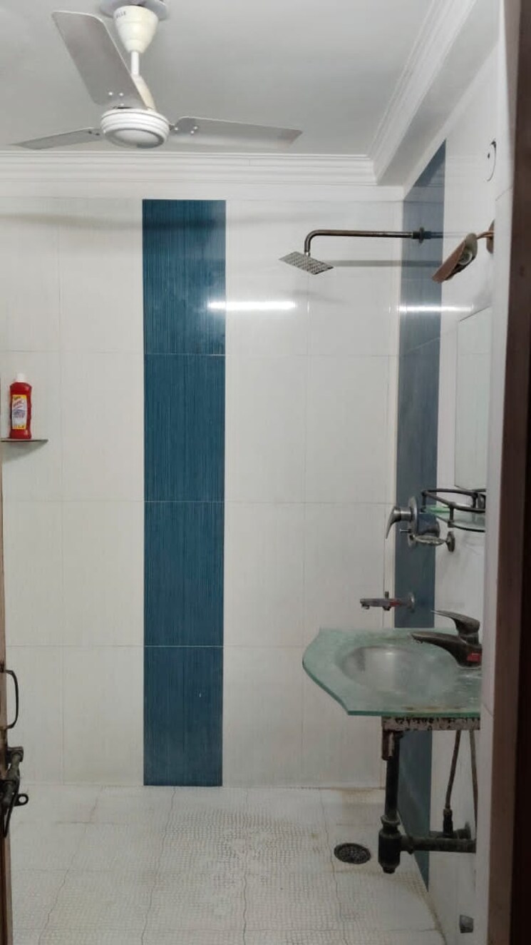 Bathroom, jai-maa-apartment 2 Bedroom 1200 Sq.Ft. Apartment In Sector 5 Dwarka Delhi 9233229