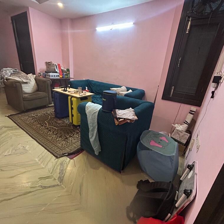 Room, kotla mubarakpur 2 Bedroom 800 Sq.Ft. Builder Floor In Kotla Mubarakpur Delhi 9233236