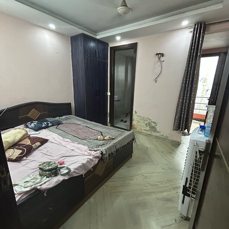 Room, kotla mubarakpur 2 Bedroom 800 Sq.Ft. Builder Floor In Kotla Mubarakpur Delhi 9233236
