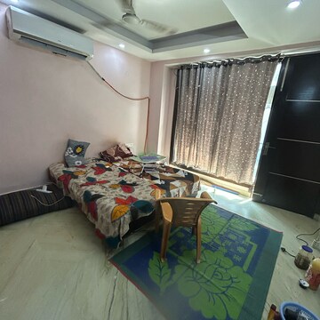 Room in 2 BHK Builder Floor at Kotla Mubarakpur – for Sale