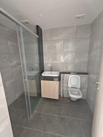 Bathroom in 4 BHK Apartment at Rustomjee Crown, Prabhadevi – for Rent