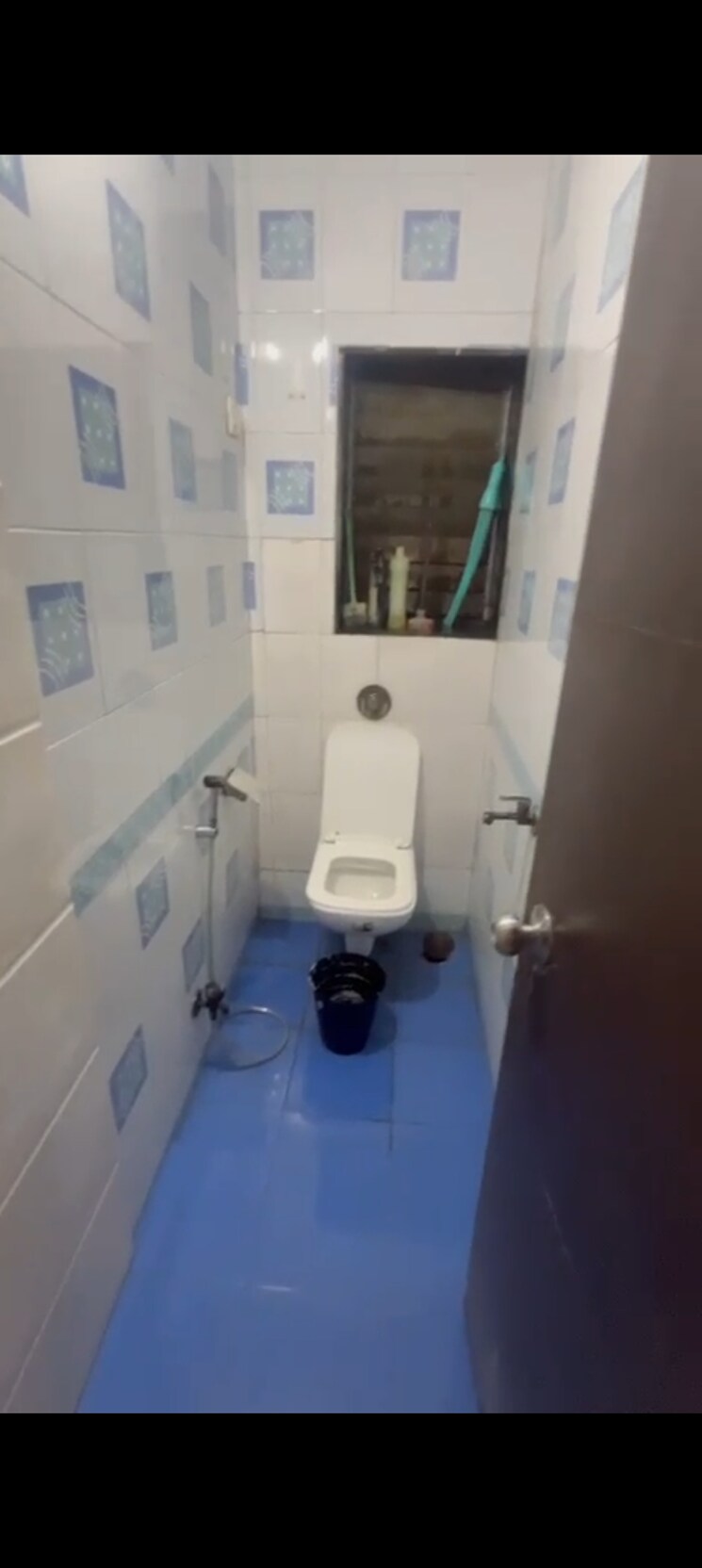 Bathroom, oakland-park 1 Bedroom 480 Sq.Ft. Apartment In Andheri West Mumbai 9233287