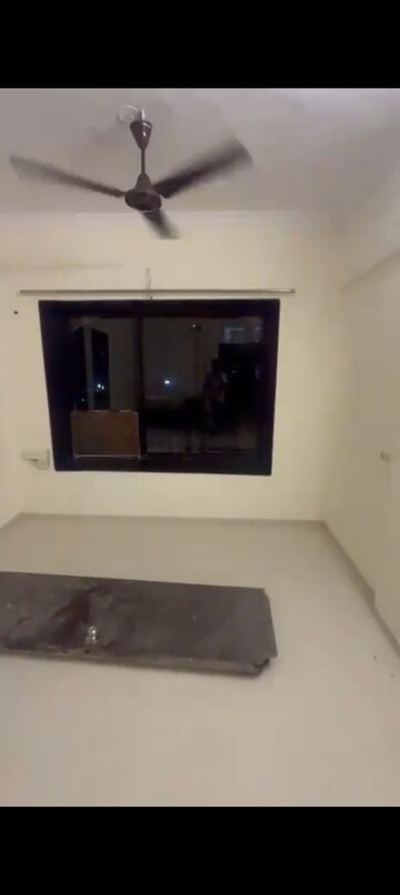 Furnished Amenities in 1 BHK Apartment at Oakland Park, Andheri West – for Rent