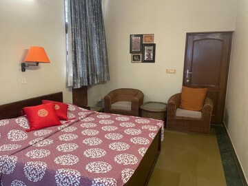 Bedroom in 2.5 BHK Independent House at Sector 71 – for Rent