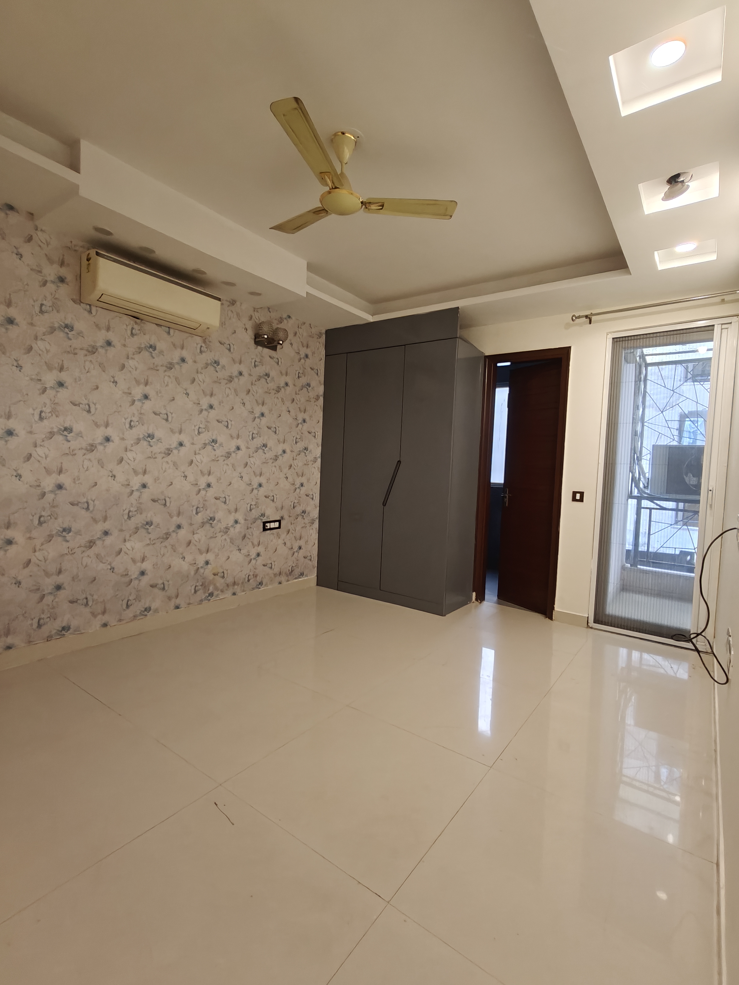 4 BHK + Pooja Room,Study Room 2100 Sq.Ft. Apartment in Aradhya Homes