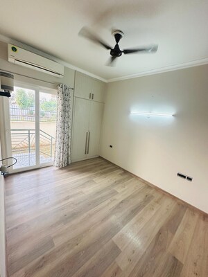 Bedroom in 3 BHK Builder Floor at Central Park 3 Flower Valley, Sohna Sector 33 – for Sale