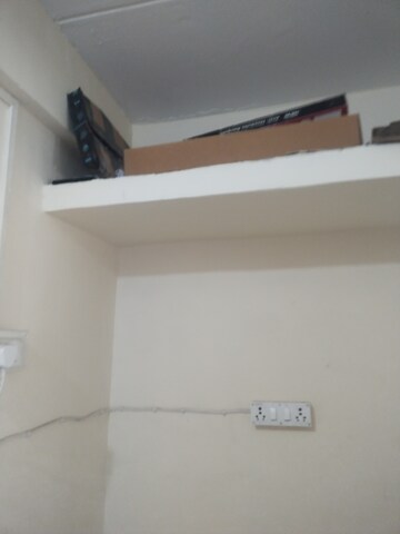 Furnished Amenities in 1 BHK Apartment at Kurla East – for Rent