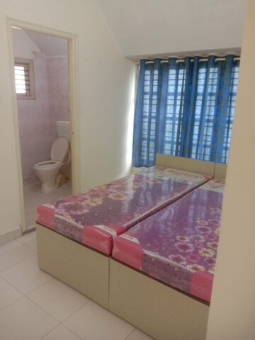 2 BHK Apartment For Rent in RK Tower Hebbal Kempapura, Hebbal Kempapura