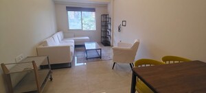 Team Area in 3 BHK Apartment at Veena Saaz, Kandivali East – for Rent