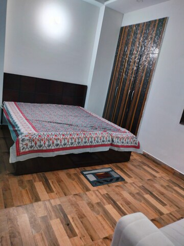 1 BHK Independent House For Rent in Sector 73