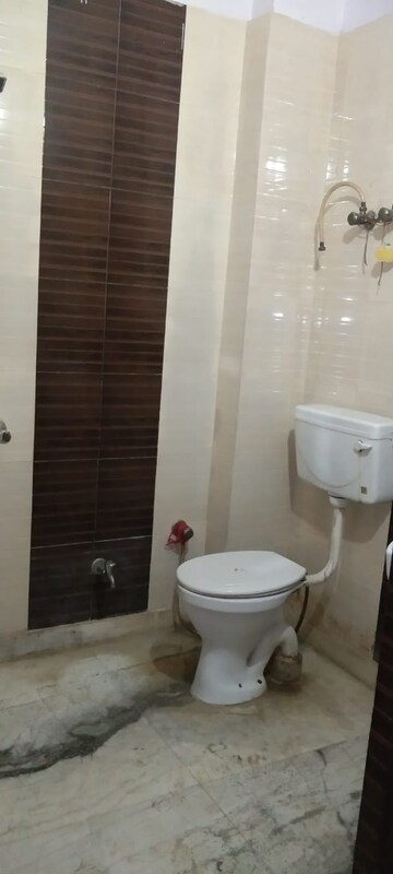 Bathroom in 1 BHK Builder Floor at Mehrauli – for Rent