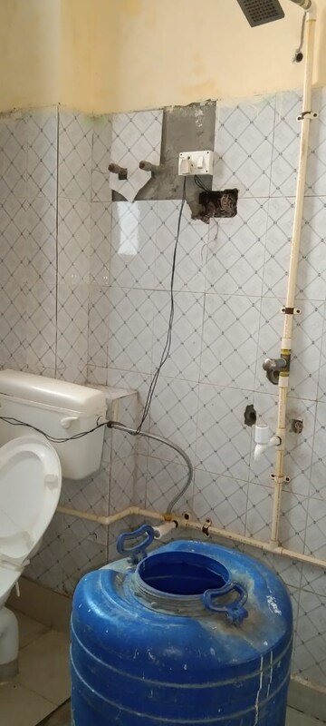 Bathroom in 1 BHK Builder Floor at Mehrauli – for Rent