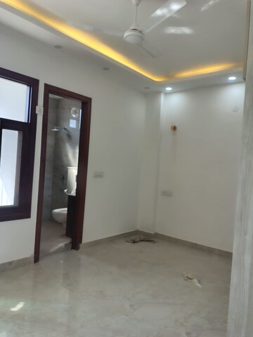 Room in 3 BHK Builder Floor at Malviya Nagar – for Sale