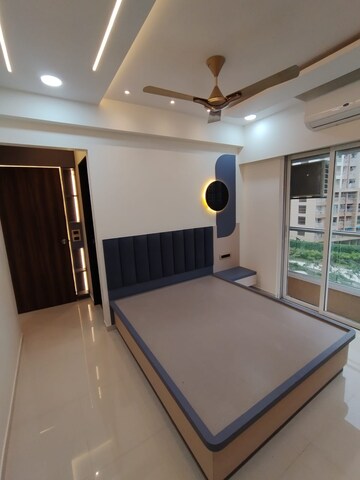 Bedroom in 4 BHK Apartment at Thakur Vishnu Shivam Tower, Kandivali East – for Rent
